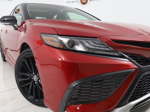 Used 2023 Toyota Camry XSE image 18