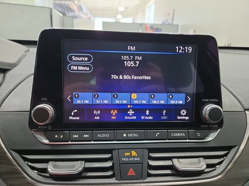 Used 2024 Nissan Altima 2.5 SV FWD image 37