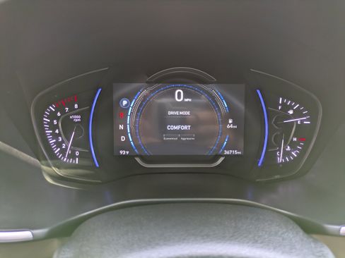 Used 2019 Hyundai Santa Fe Limited w/ Cargo Package image 23