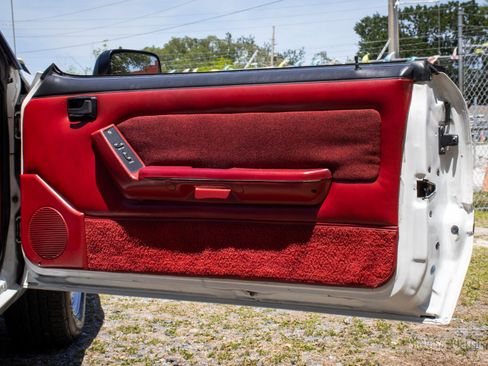 Used 1989 Ford Mustang LX RWD image 90