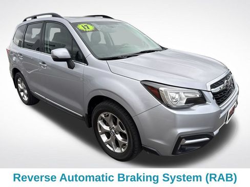 Used 2017 Subaru Forester 2.5i Touring AWD/4WD image 8