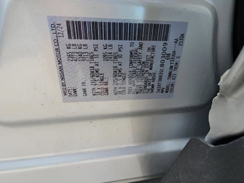 Used 2025 Nissan Rogue SV AWD/4WD image 8