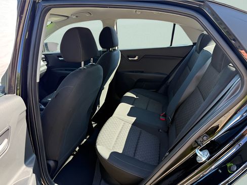 Used 2023 Kia Rio LX FWD image 5