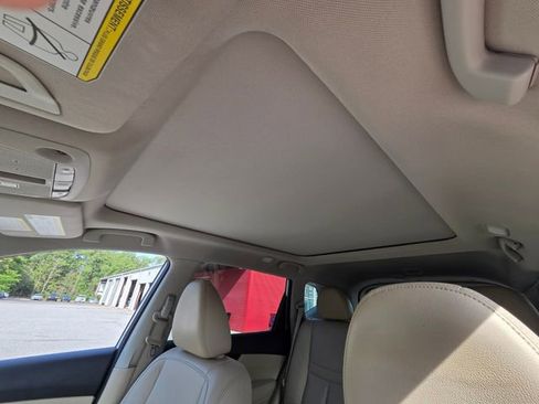 Used 2019 Nissan Rogue SL w/ Premium Package AWD/4WD image 20