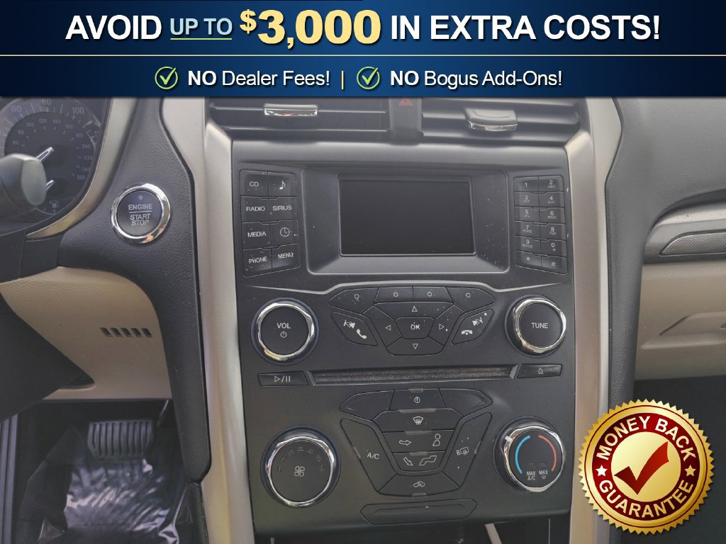Used 2017 Ford Fusion SE FWD image 26
