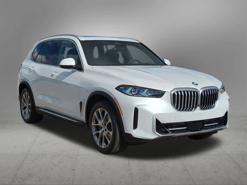 Used 2024 BMW X5 xDrive40i image 8