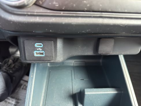 Used 2023 Ford Maverick XLT image 14