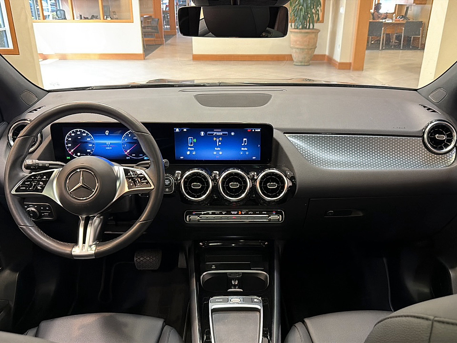 Certified 2026 Mercedes-Benz GLA 250 image 13