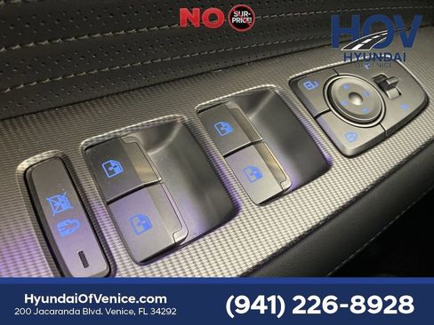 Used 2024 Hyundai Palisade Calligraphy FWD image 21