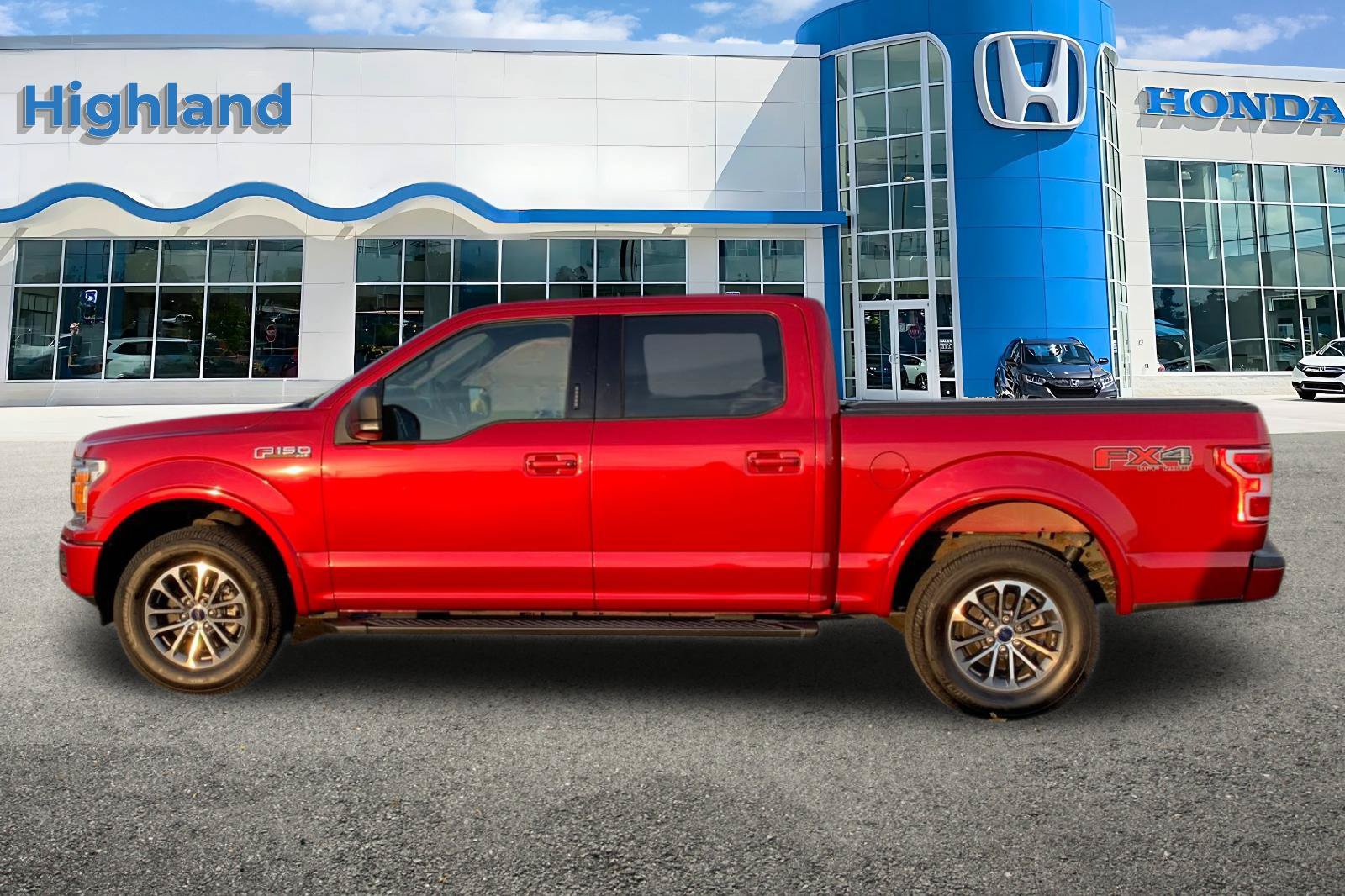 Used 2020 Ford F150 XLT w/ Equipment Group 302A Luxury AWD/4WD image 2