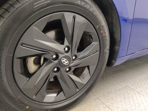 Used 2022 Hyundai Elantra SEL w/ Cargo Package image 31