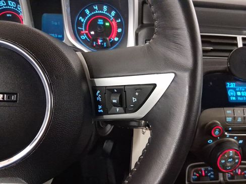 Used 2011 Chevrolet Camaro SS RWD image 21