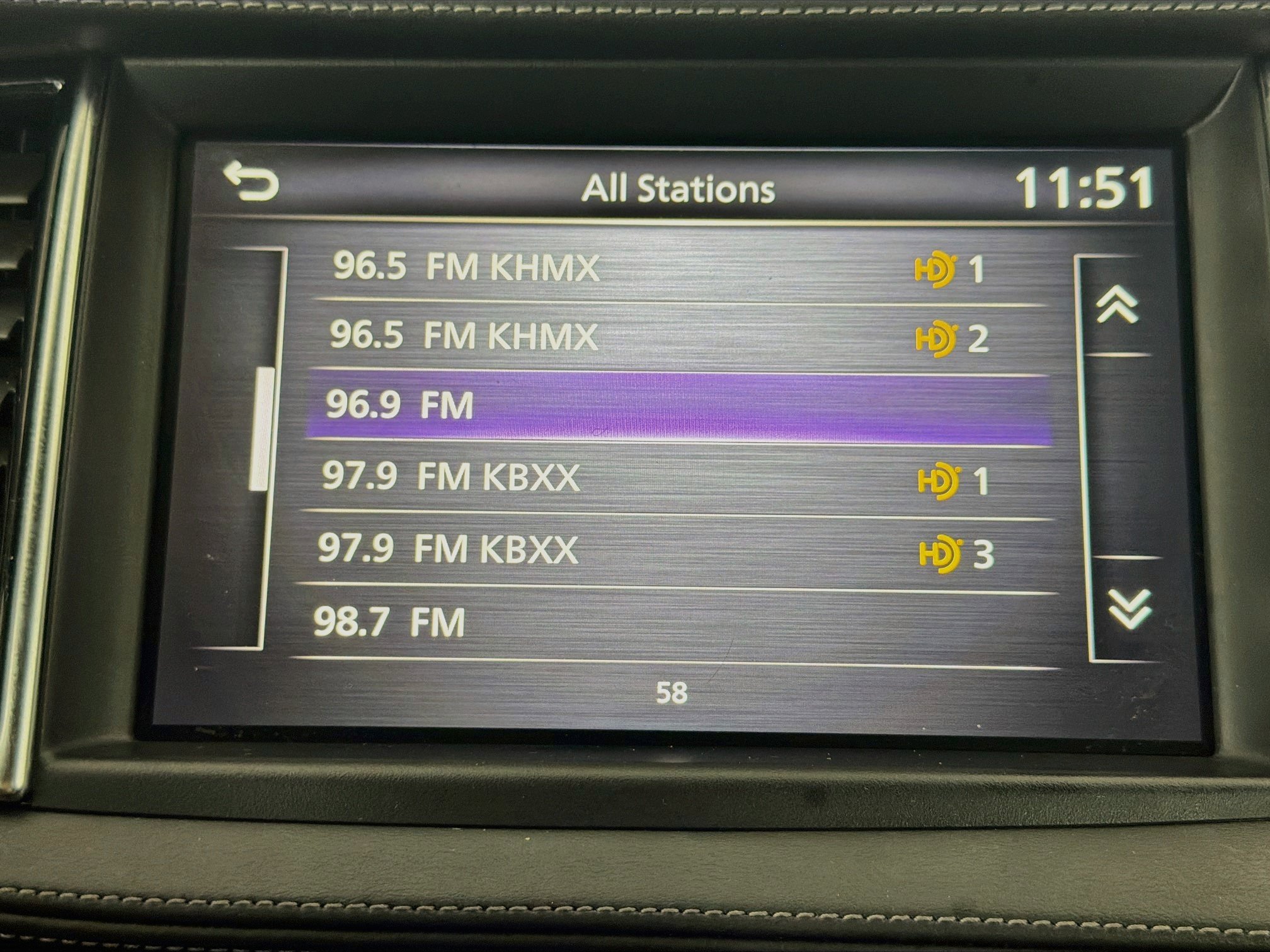Used 2023 INFINITI QX50 Luxe FWD image 21