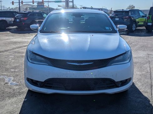 Used 2016 Chrysler 200 S w/ Comfort Group image 10