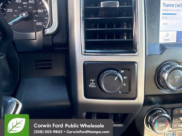 Used 2021 Ford F350 Lariat w/ Lariat Value Package AWD/4WD image 12