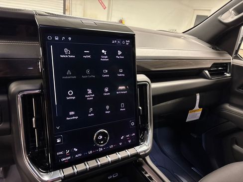 New 2026 GMC Yukon Elevation w/ LPO, Floor Liner Package image 35