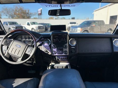 Used 2015 Ford F350 Platinum image 20