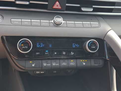 Certified 2023 Hyundai Elantra SEL w/ Convenience Package FWD image 15