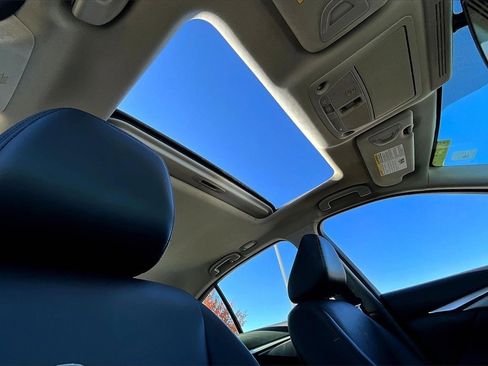 Used 2014 INFINITI Q50 Premium w/ Navigation Package image 24