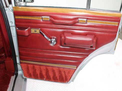 Used 1986 Jeep Grand Wagoneer image 77