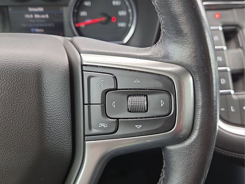 Used 2021 Chevrolet Suburban LS RWD image 22