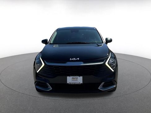 Used 2025 Kia Sportage LX image 4