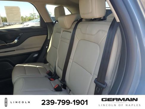 New 2026 Lincoln Corsair Premiere image 19