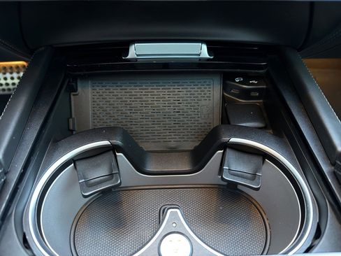 Used 2021 Mercedes-Benz GLS 63 AMG 4MATIC image 32