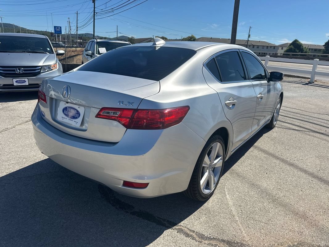 Used 2015 Acura ILX FWD image 7