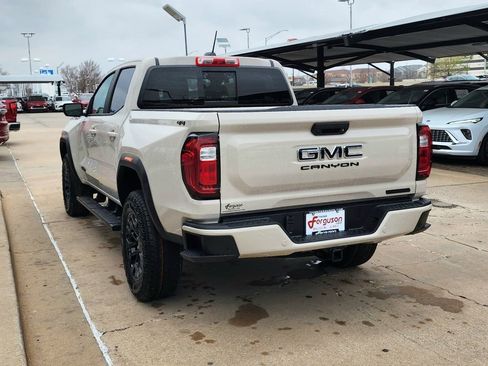 New 2026 GMC Canyon Elevation w/ Convenience Package image 6