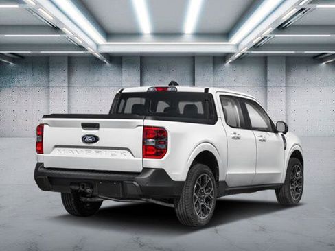New 2025 Ford Maverick Lariat w/ Black Appearance Package image 2