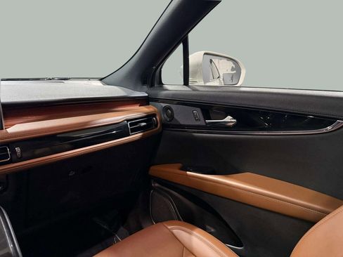 Certified 2023 Lincoln Nautilus Reserve w/ Equipment Group 201A image 22