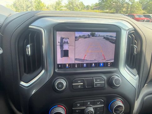 Used 2022 Chevrolet Silverado 3500 LTZ AWD/4WD image 16