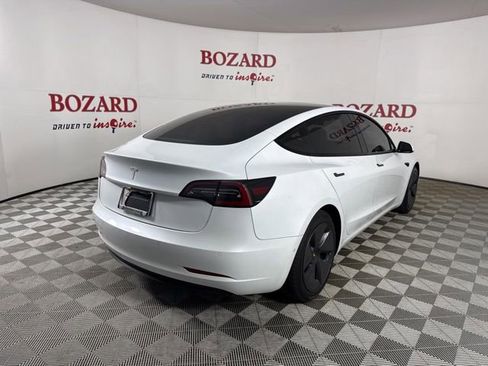 Used 2021 Tesla Model 3 Standard Range Plus image 8