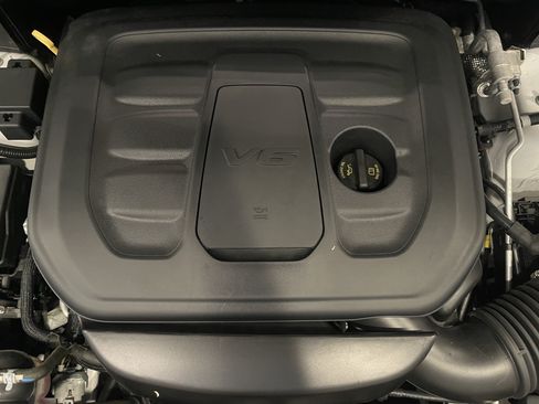 Used 2021 Jeep Grand Cherokee Limited AWD/4WD image 26