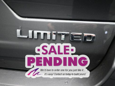 Used 2023 Jeep Grand Cherokee Limited image 14