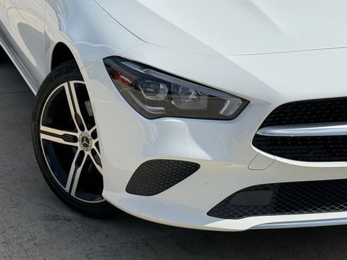 Used 2023 Mercedes-Benz CLA 250 image 3