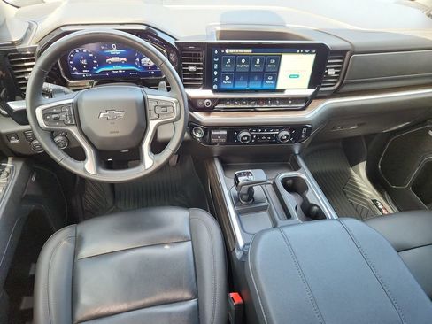 Used 2025 Chevrolet Silverado 1500 RST w/ Convenience Package II AWD/4WD image 10