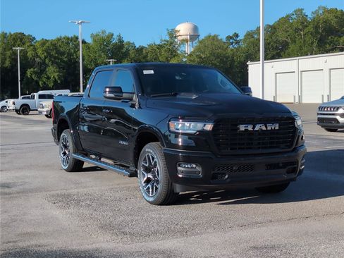 New 2026 RAM 1500 Laramie w/ Sport Appearance Package AWD/4WD image 7