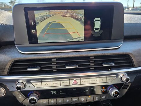 Used 2022 Kia Telluride EX w/ EX Premium Package image 23