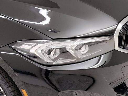 Used 2025 BMW 330i Sedan w/ Convenience Package image 3