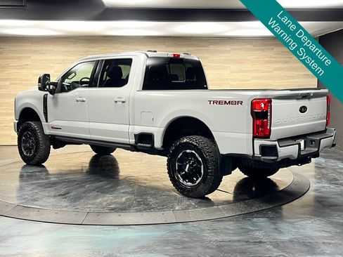 Used 2025 Ford F350 Lariat w/ Lariat Ultimate Package AWD/4WD image 14