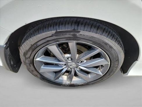 Used 2019 Honda Civic EX image 11