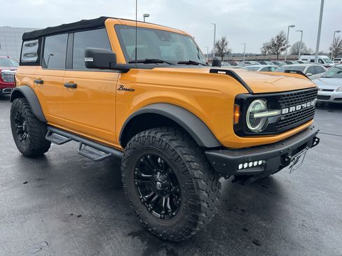 Used 2022 Ford Bronco Wildtrak image 5