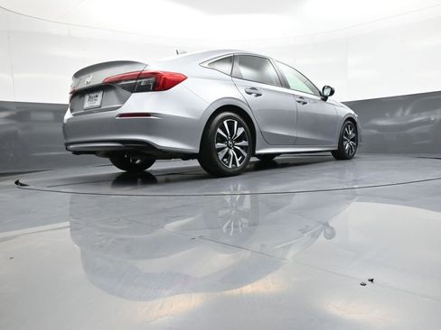 Used 2023 Honda Civic EX image 30