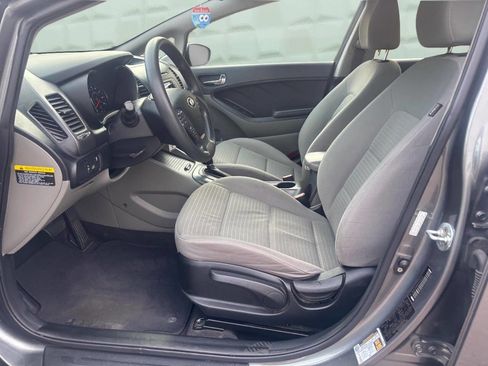 Used 2016 Kia Forte LX w/ LX Popular Plus Package FWD image 10