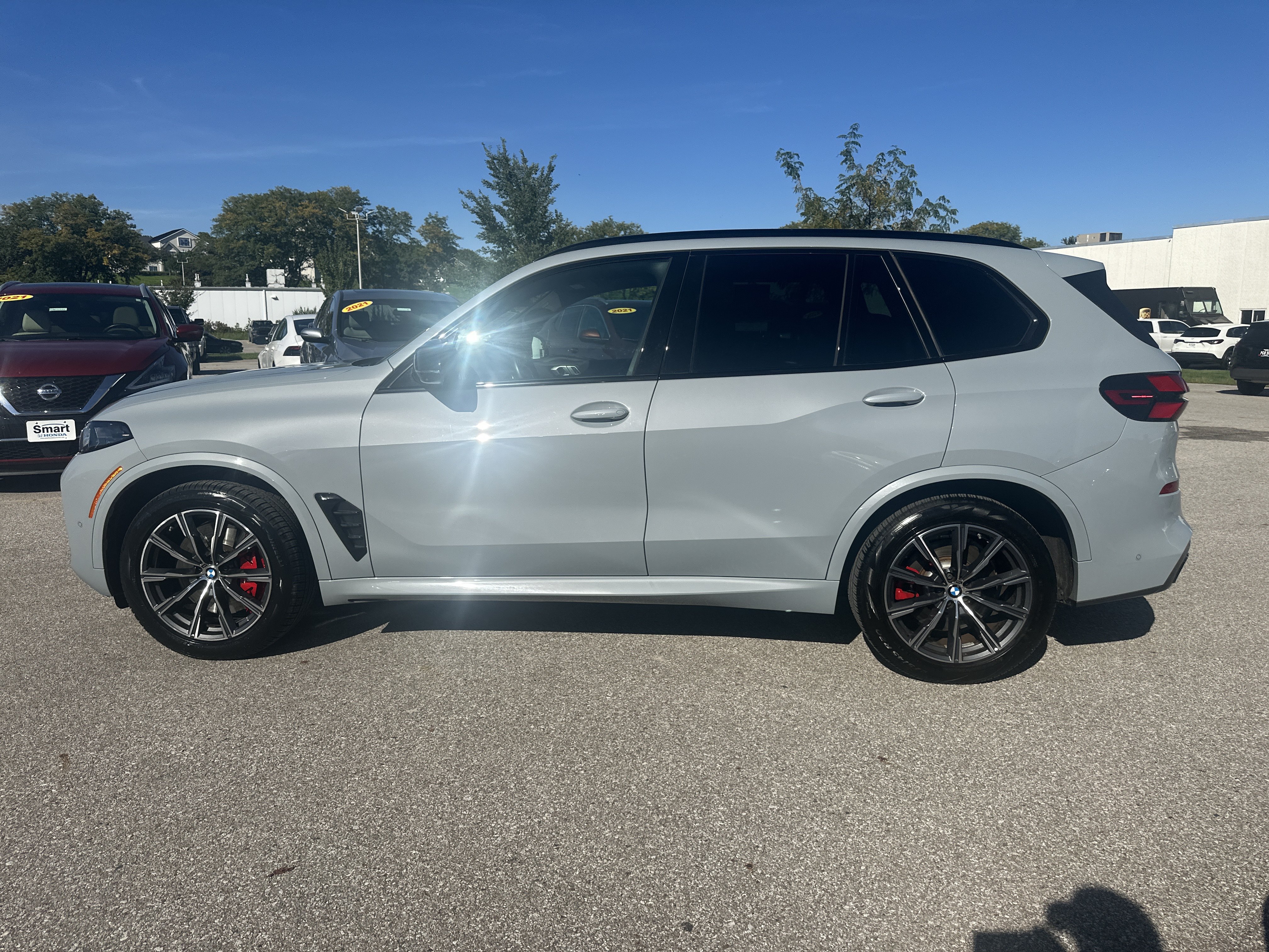 Used 2024 BMW X5 M60i w/ Parking Assistance Package AWD/4WD image 6