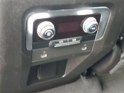 Certified 2023 GMC Yukon SLT image 12