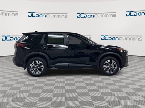 Used 2023 Nissan Rogue SV AWD/4WD image 9