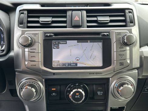 Used 2018 Toyota 4Runner SR5 Premium AWD/4WD image 24